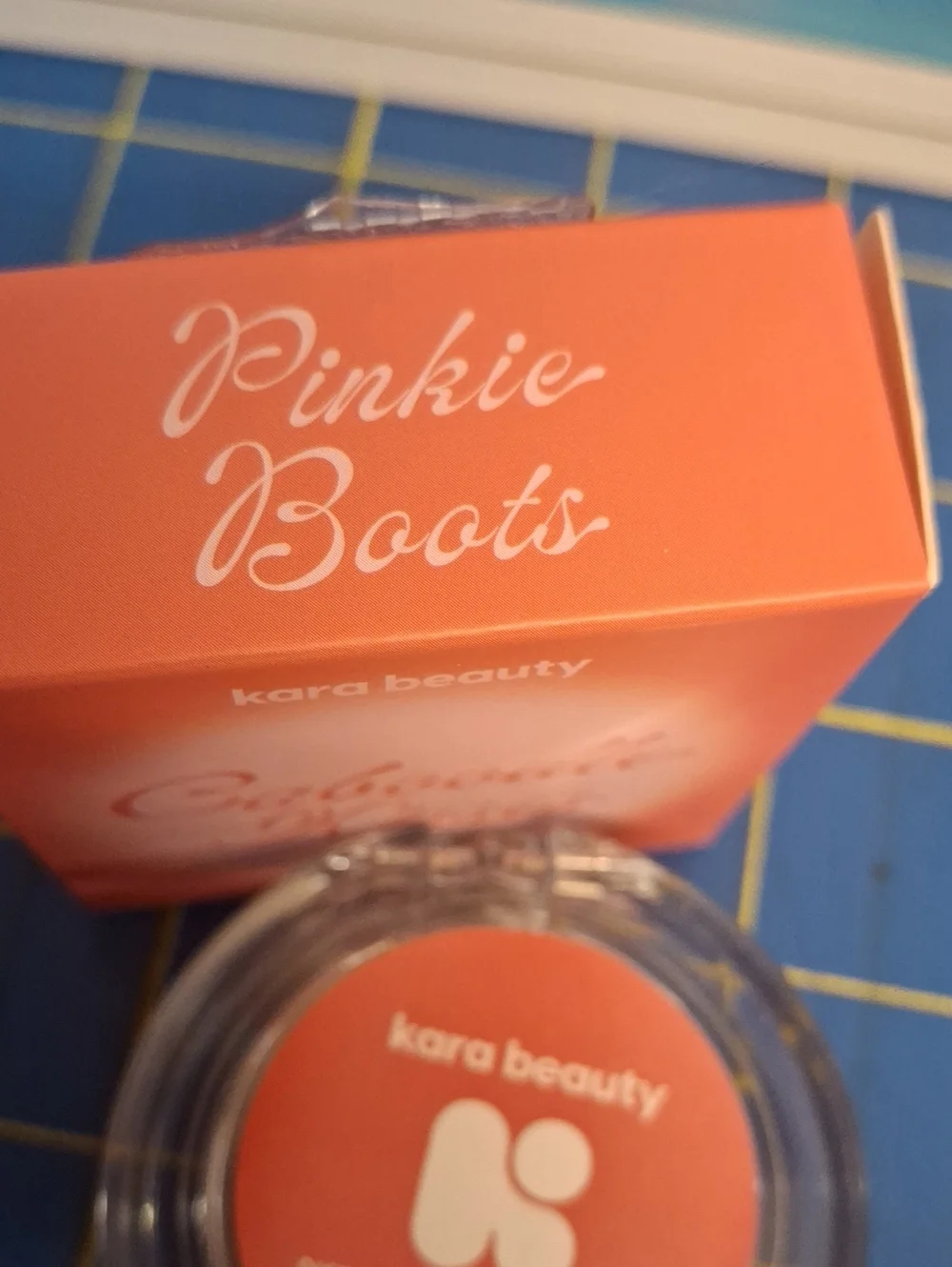 Kara Beauty Pinkie Boots Caboodle Kisses Double Stack Lip Powder & Gloss 5g New